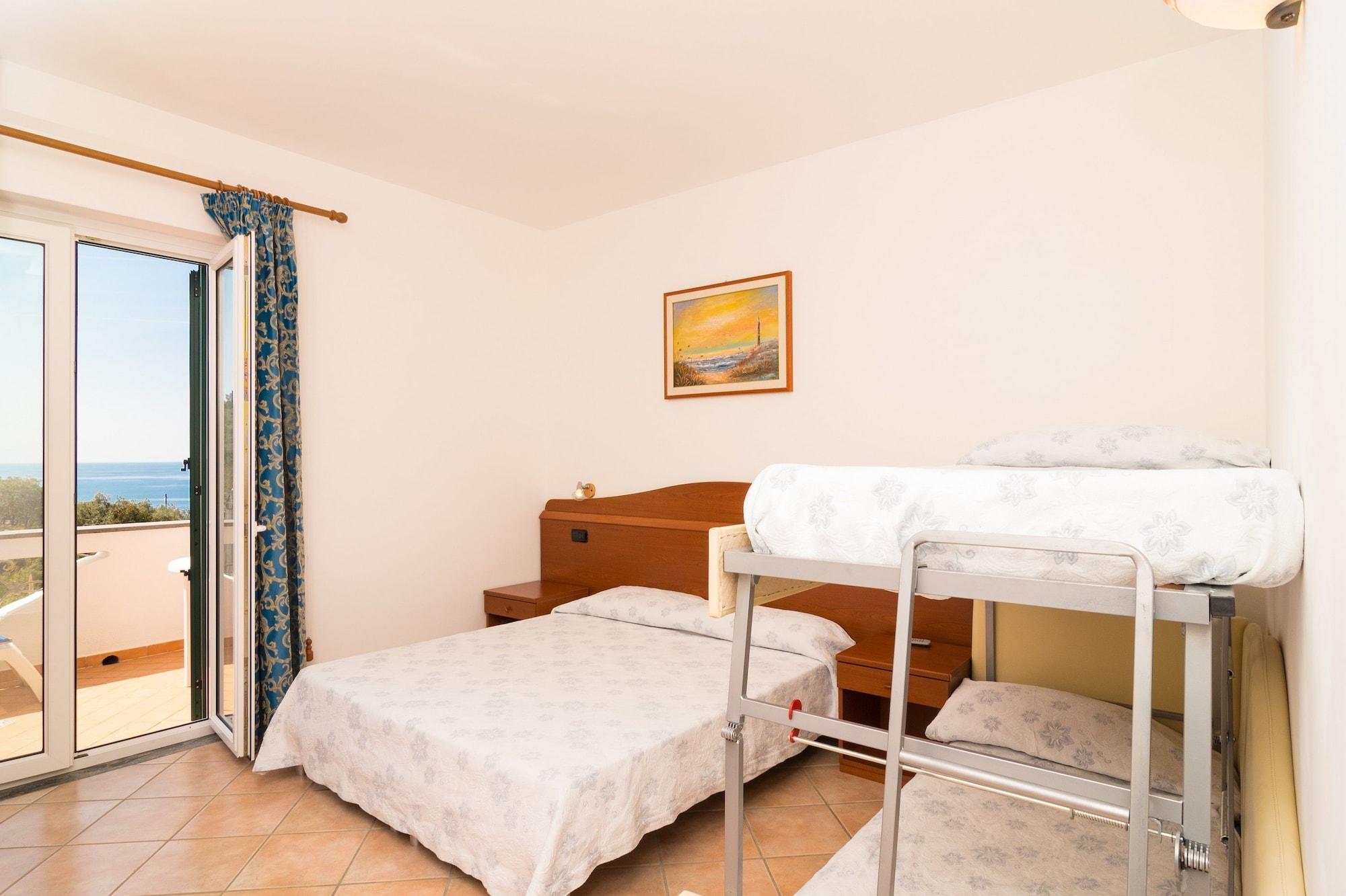 Fumerie 3* Forio (Isola d'Ischia)